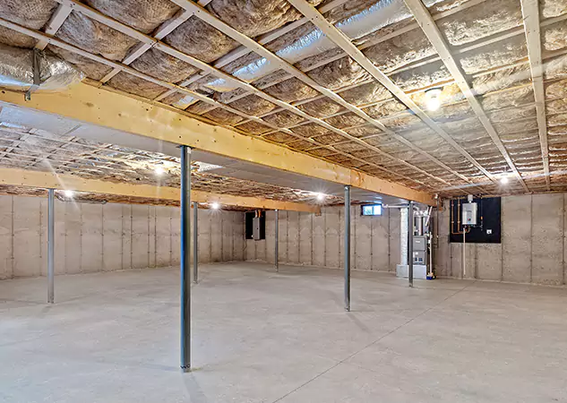 Expert Crawl Space Cleanup: Your Crawl Space Restoration Team in Usaf Academy, CO